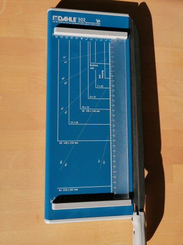 Vorschaubild Papierschneidemaschine